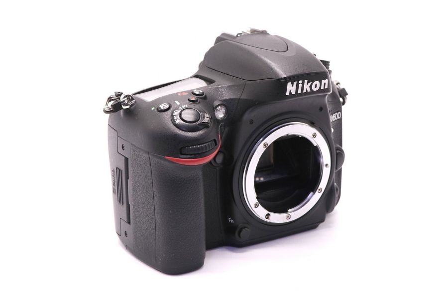 Nikon D600 body (пробег 16030 кадров)