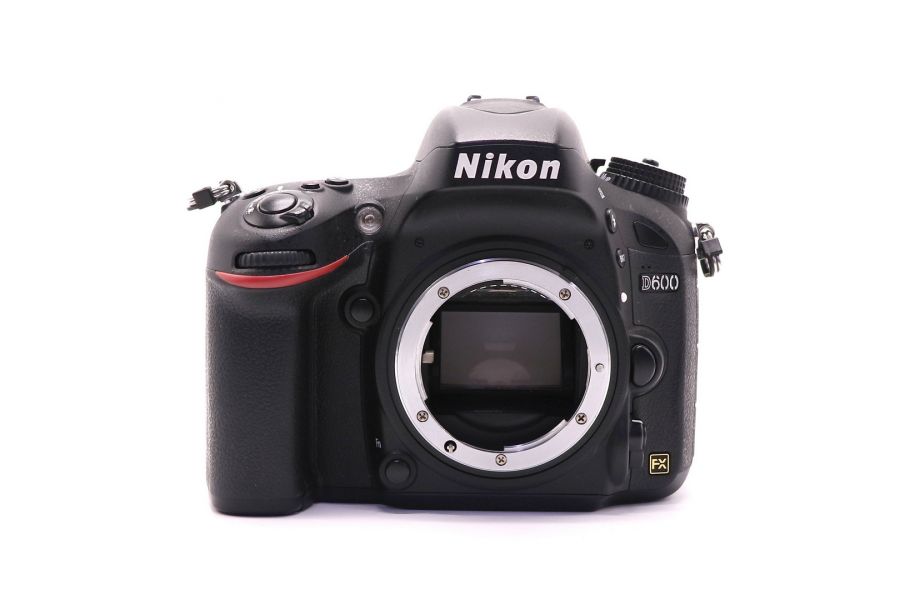 Nikon D600 body (пробег 16030 кадров)