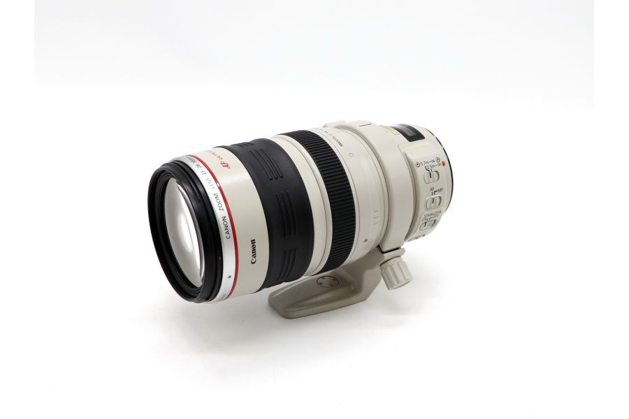 Canon EF 28-300mm f/3.5-5.6L IS USM в чехле