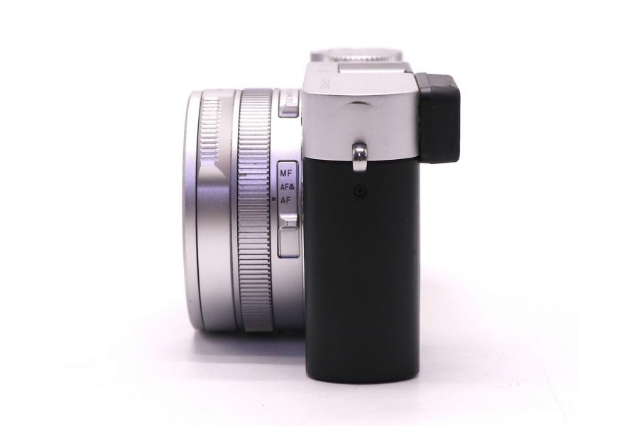 Leica D-Lux 7 в упаковке (пробег 4580 кадров)