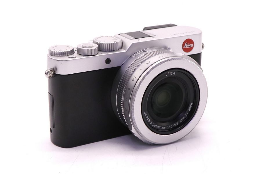 Leica D-Lux 7 в упаковке (пробег 4580 кадров)