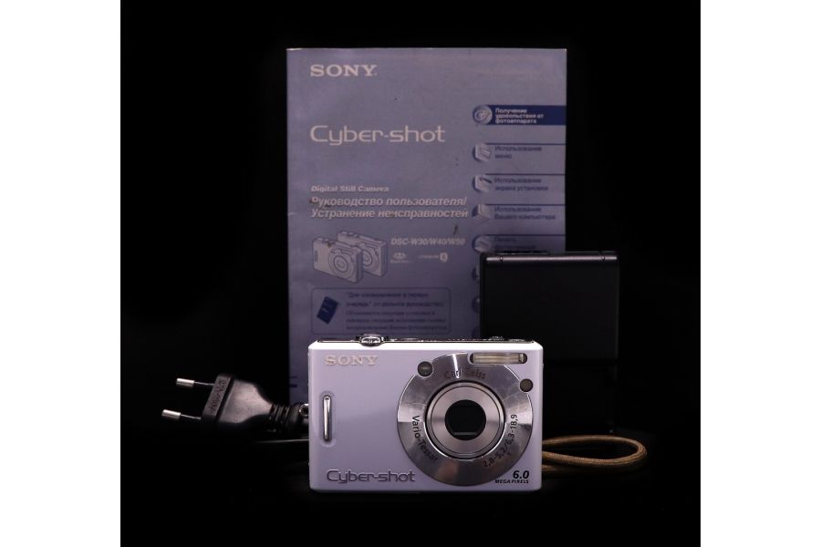Sony Cyber-shot DSC-W30 компактная цифровая камера