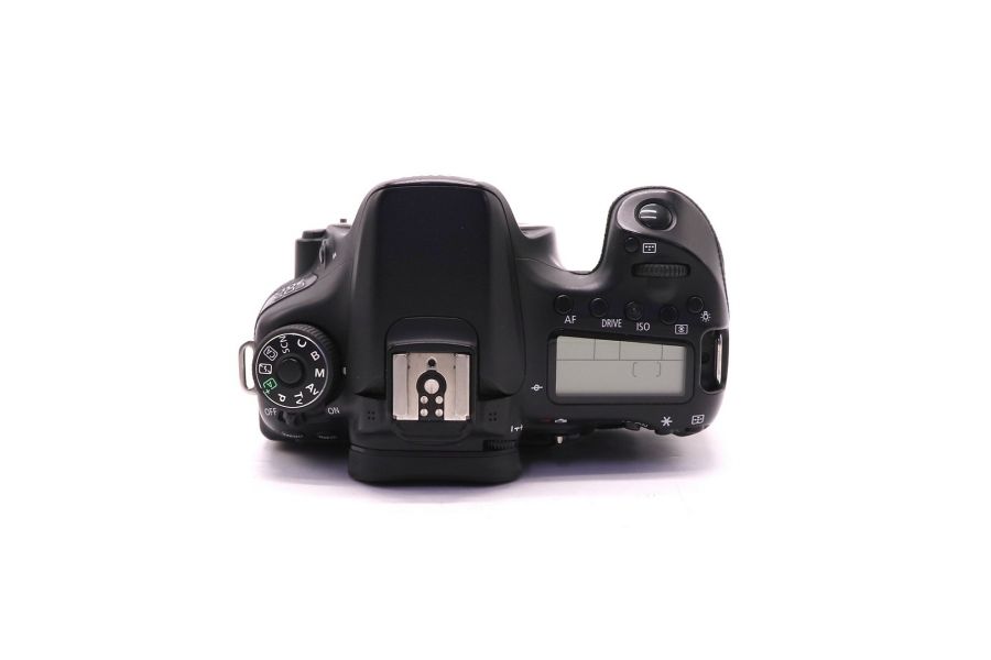Canon EOS 70D body в упаковке (пробег 32150 кадров)