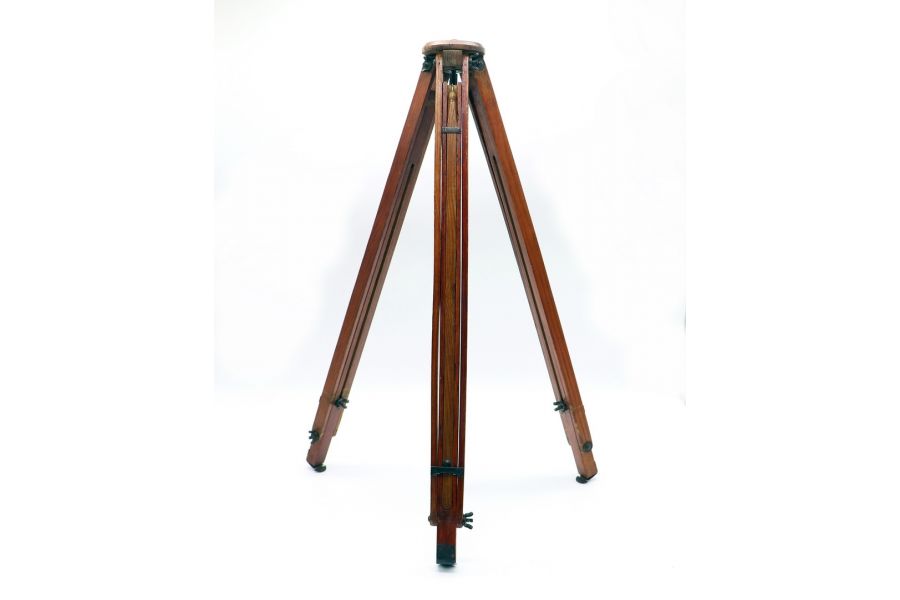 Штатив деревянный Latvia