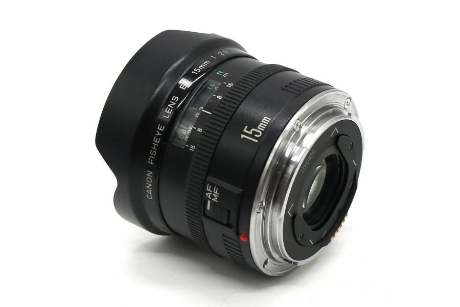 Canon EF 15mm f/2.8 Fisheye (Japan)