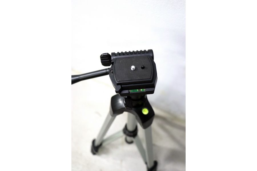 Штатив серый 3 колена + голова