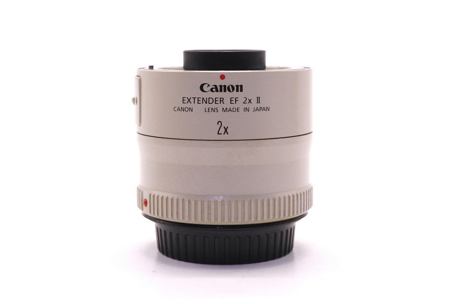 Телеконвертер Canon Extender EF 2x II в упаковке