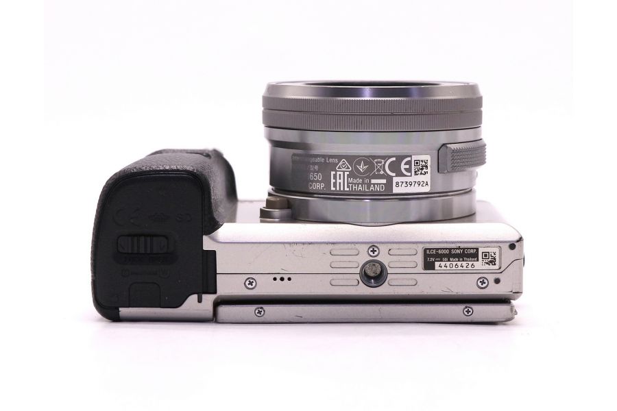 Sony A6000 ILCE-6000 kit (пробег 15515 кадров)