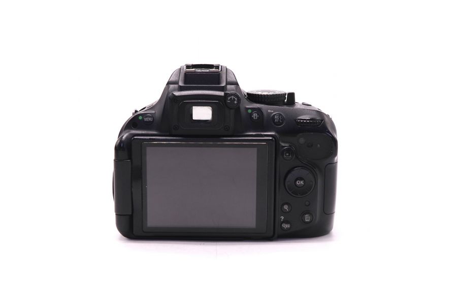 Nikon D5200 body в упаковке (пробег 124600 кадров)
