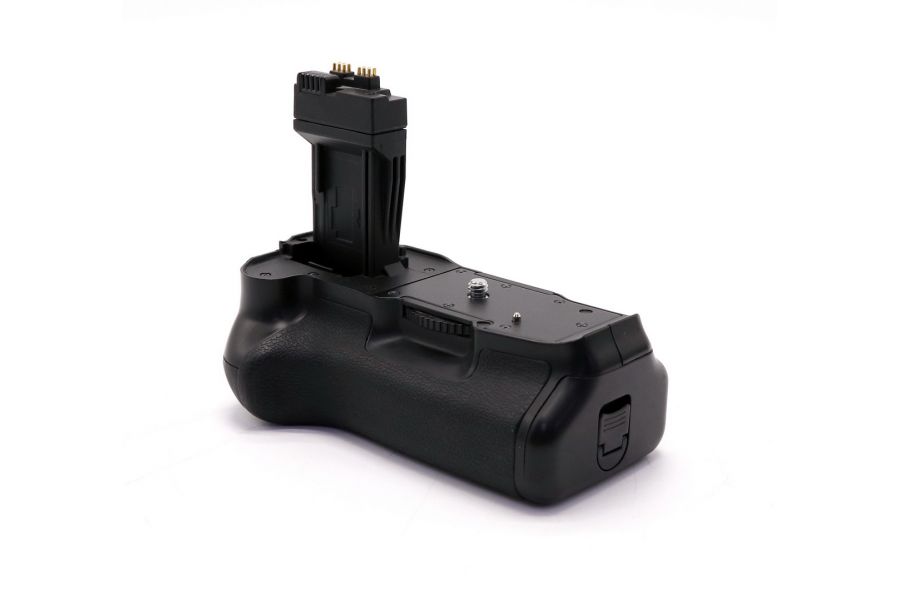 Батарейная ручка BP-550D