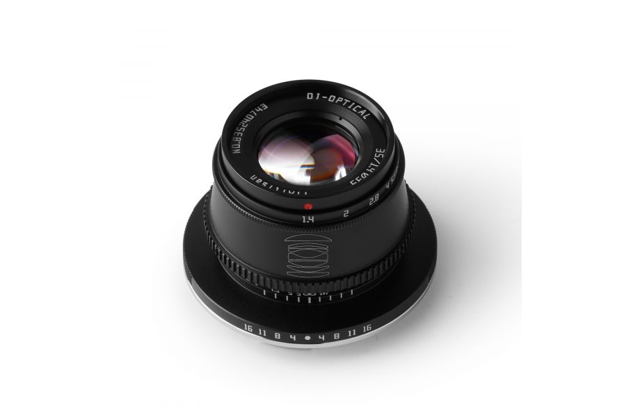 TTartisan 35mm F1.4 APS-C для L-mount