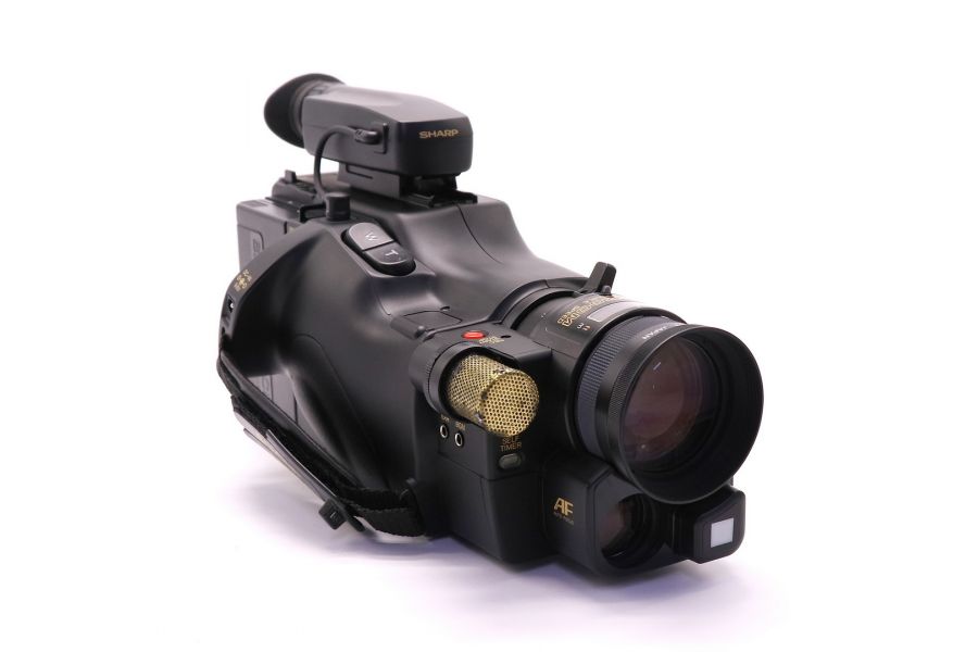 Видеокамера Sharp VL-C7000