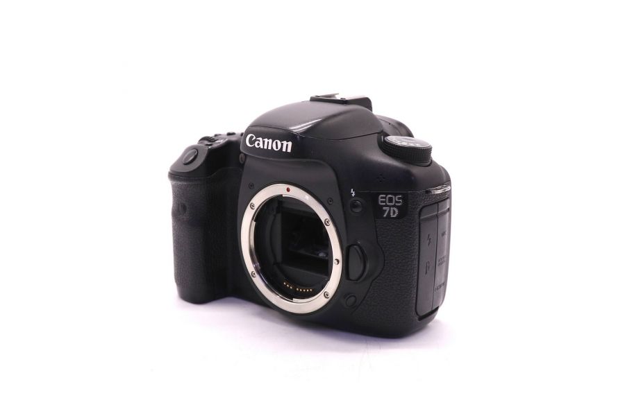 Canon EOS 7D body (пробег 152300 кадров)