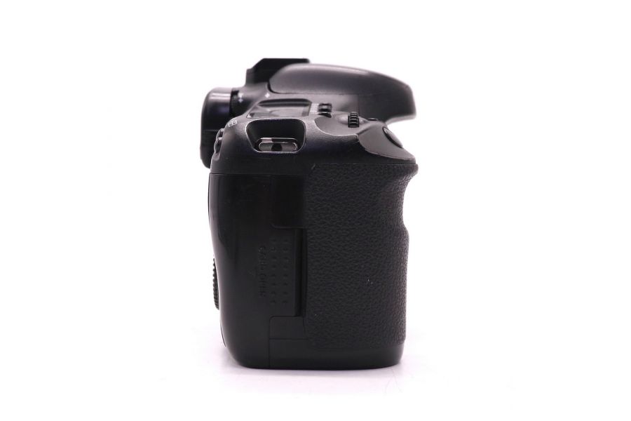 Canon EOS 7D body (пробег 152300 кадров)