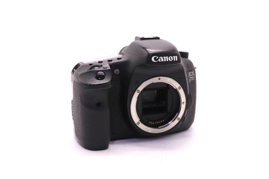 Canon EOS 7D body (пробег 152300 кадров)