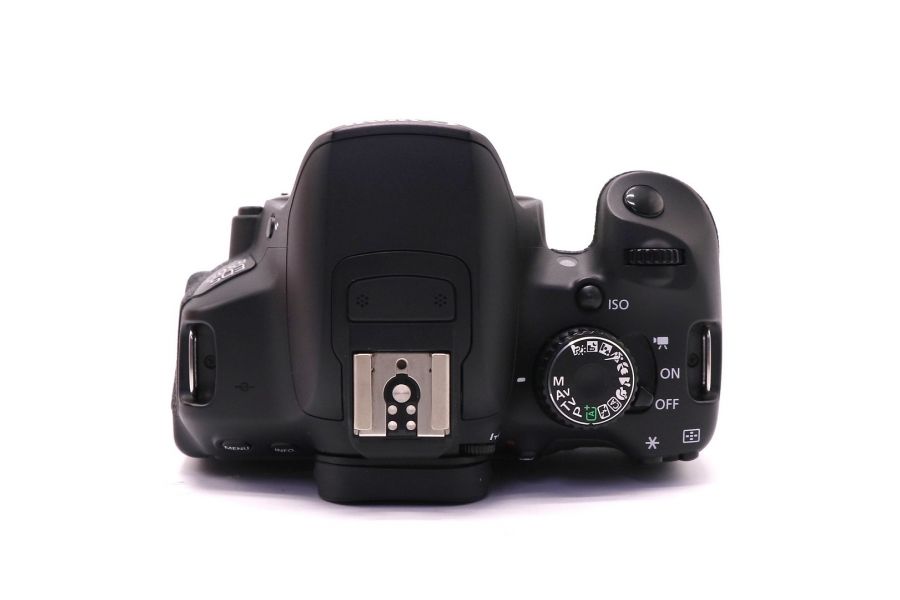 Canon EOS 650D body в упаковке (пробег 10530 кадров)