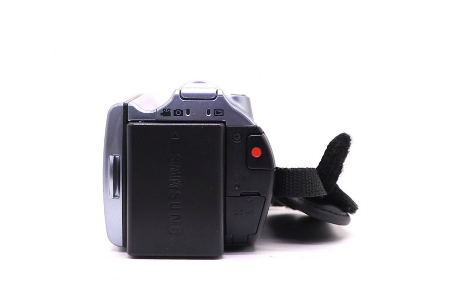 Видеокамера Samsung HMX-H200SP/XER в упаковке