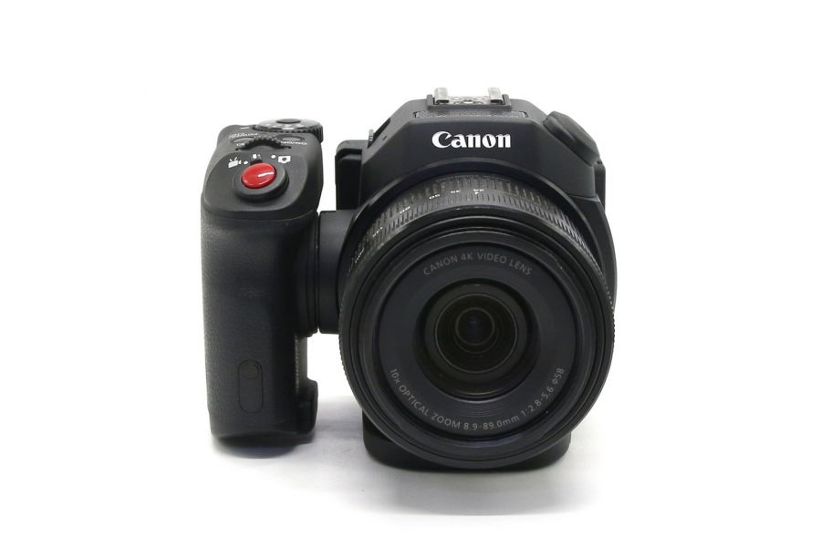 Видеокамера Canon XC15