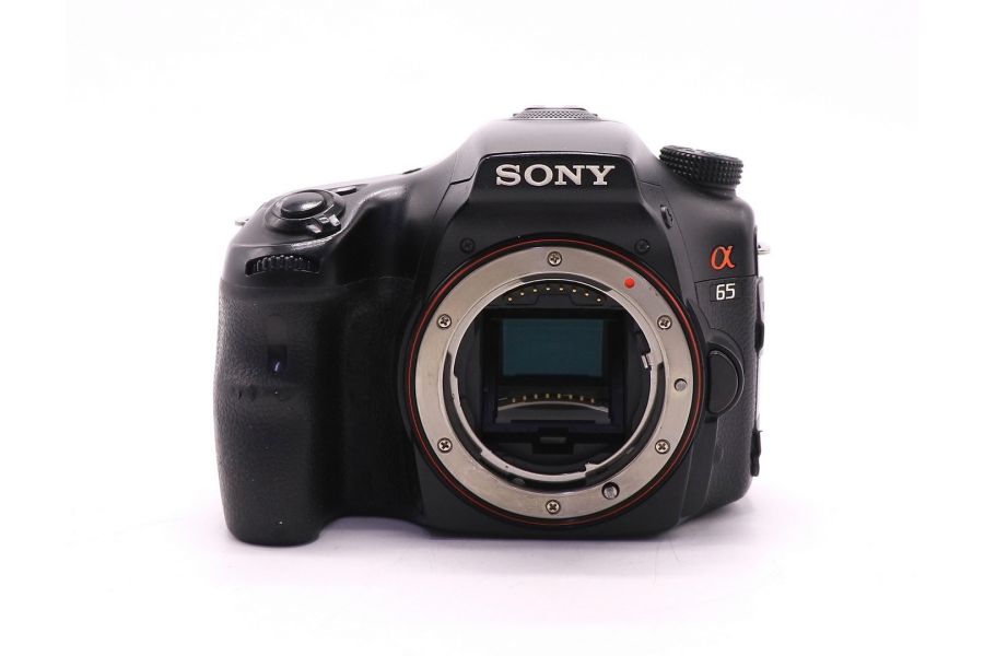 Фотокамера Sony A65 body (пробег 109825 кадров)