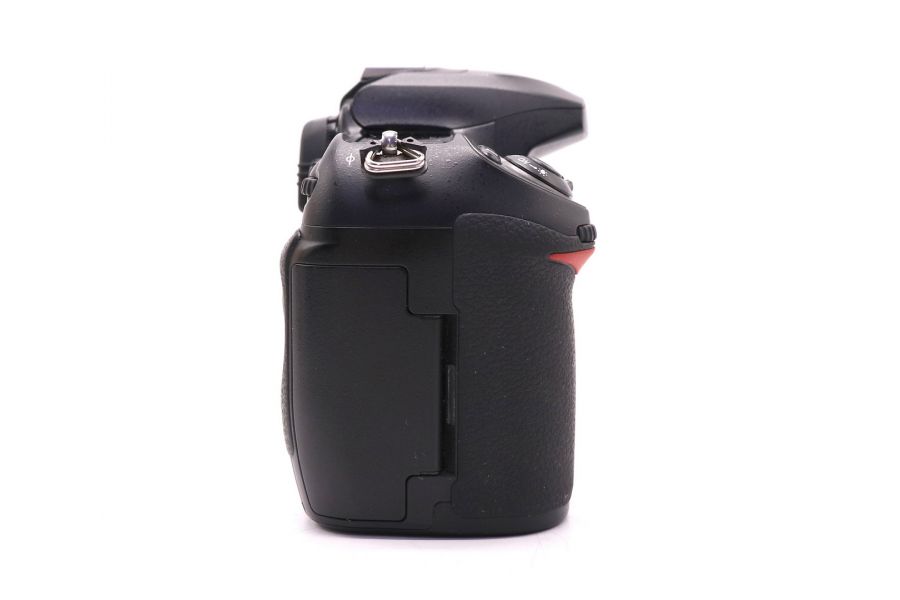 Nikon D200 body в упаковке (пробег 25000 кадров)