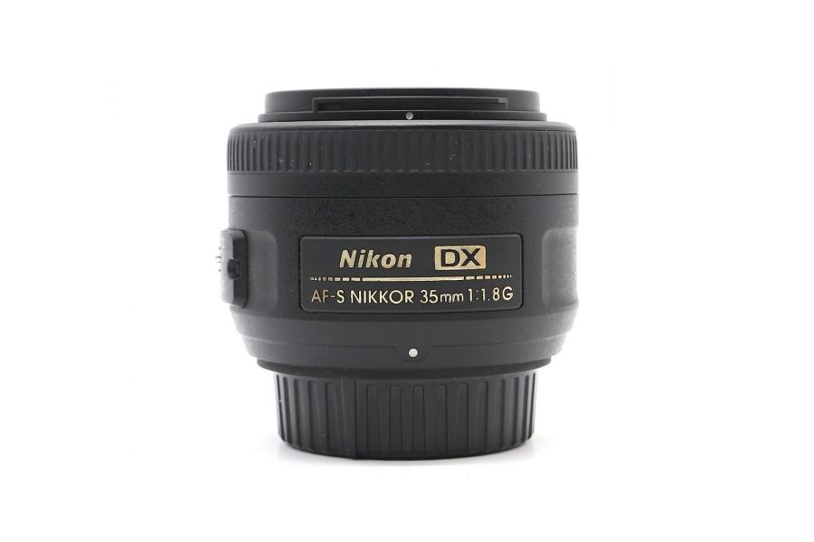 Nikon 35mm f/1.8G AF-S DX Nikkor (Japan)