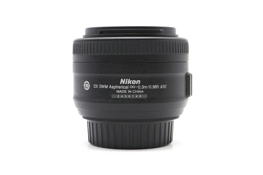 Nikon 35mm f/1.8G AF-S DX Nikkor (Japan)