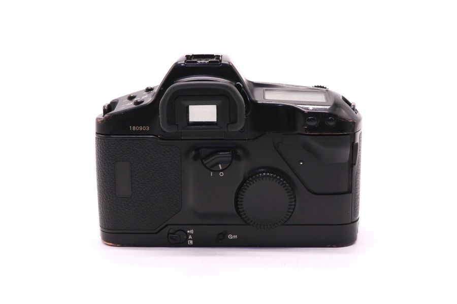 Canon EOS-1N body (Japan)