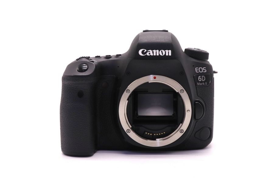 Canon EOS 6D Mark II body (пробег 37400 кадров)