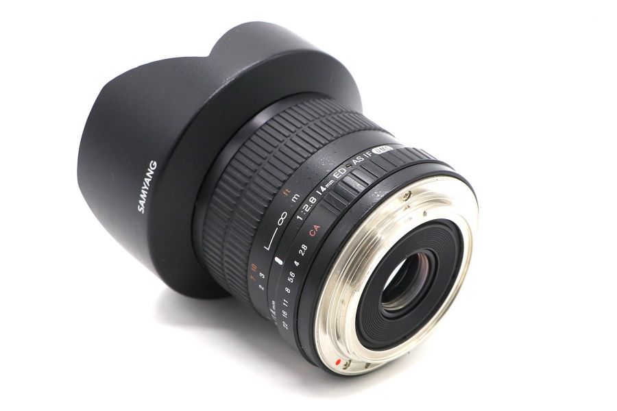 Samyang 14mm f/2.8 ED AS IF UMC Canon EF в упаковке