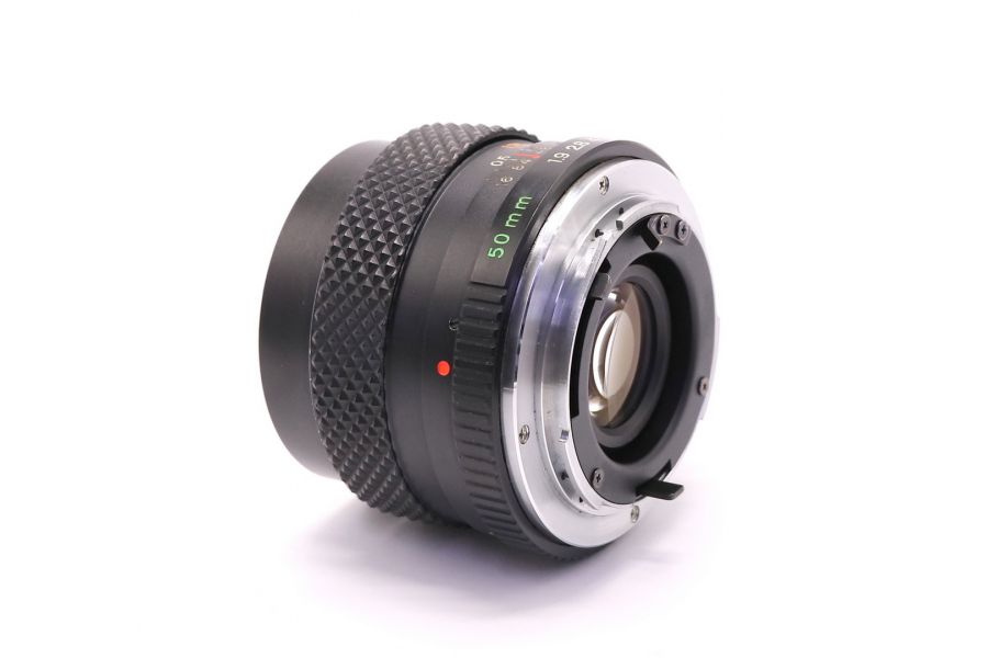 Yashica DSB 50mm f/1.9