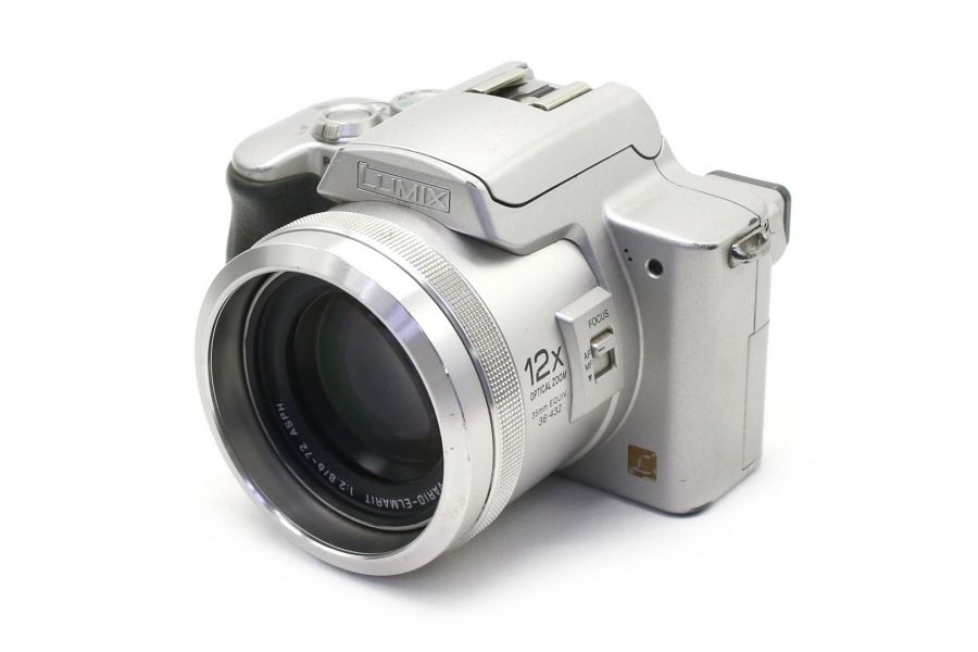Panasonic Lumix DMC-FZ20 (Japan)