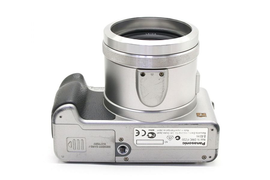 Panasonic Lumix DMC-FZ20 (Japan)