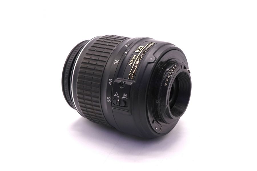Nikon 18-55mm f/3.5-5.6G II AF-S ED DX (Thailand, 2015г)