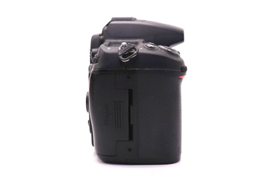 Nikon D7000 body в упаковке (пробег 76935 кадров)