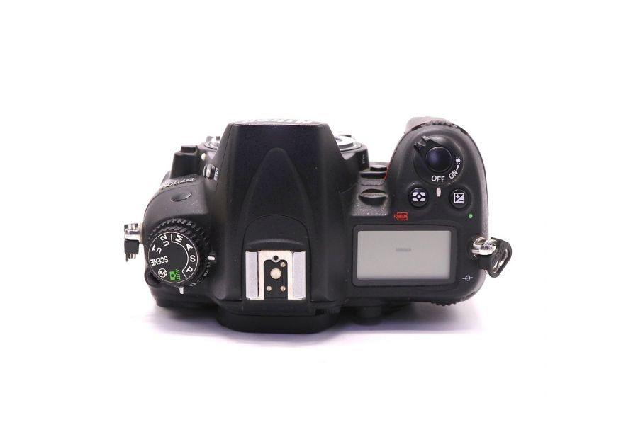 Nikon D7000 body в упаковке (пробег 76935 кадров)