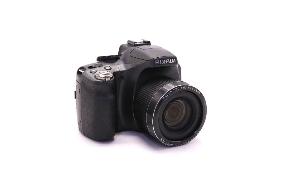 Fujifilm FinePix SL300 в упаковке