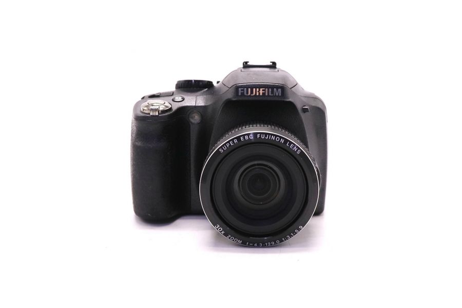 Fujifilm FinePix SL300 в упаковке