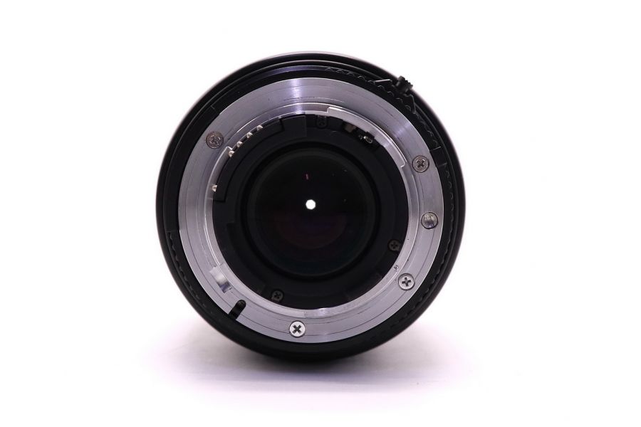 Объектив Nikon AF 70-210mm f/4-5.6D Nikkor в упаковке
