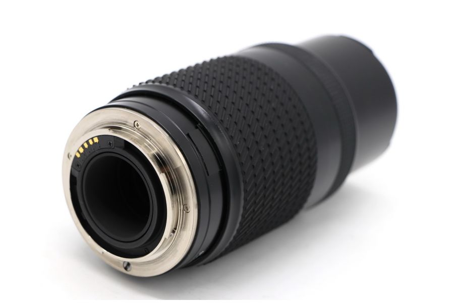 Tokina AF 100-300mm f/5.6-6.7 