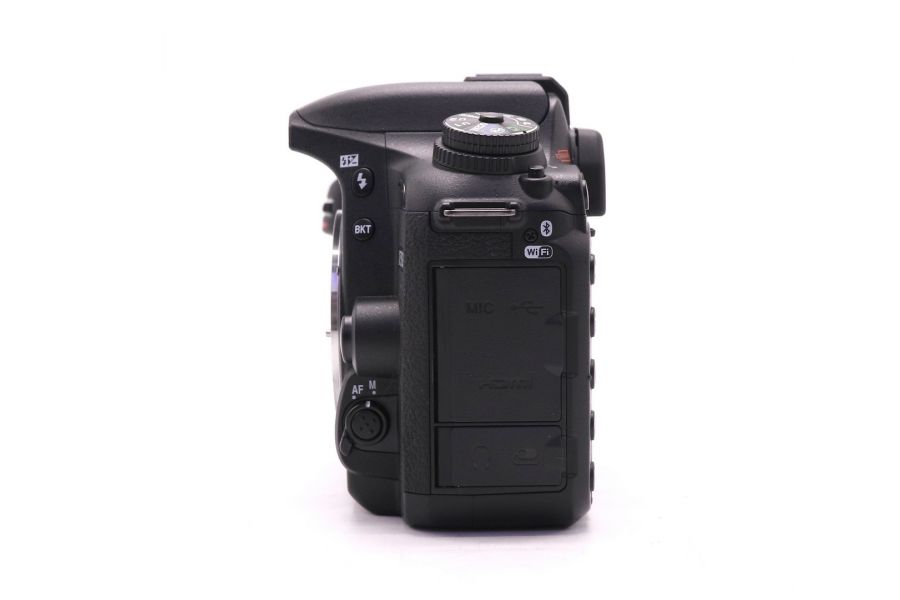 Фотокамера Nikon D7500 body (пробег 825 кадров)