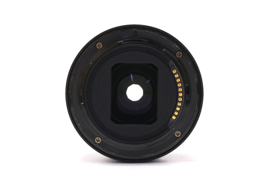 Nikon 40mm f/2 Nikkor Z в упаковке