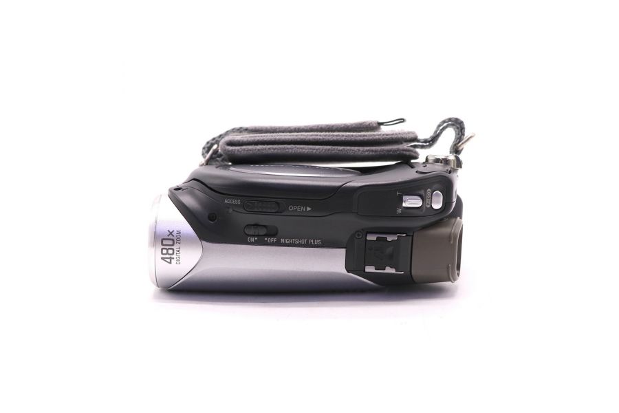 Компактная цифровая видеокамера Sony DCR-DVD202E