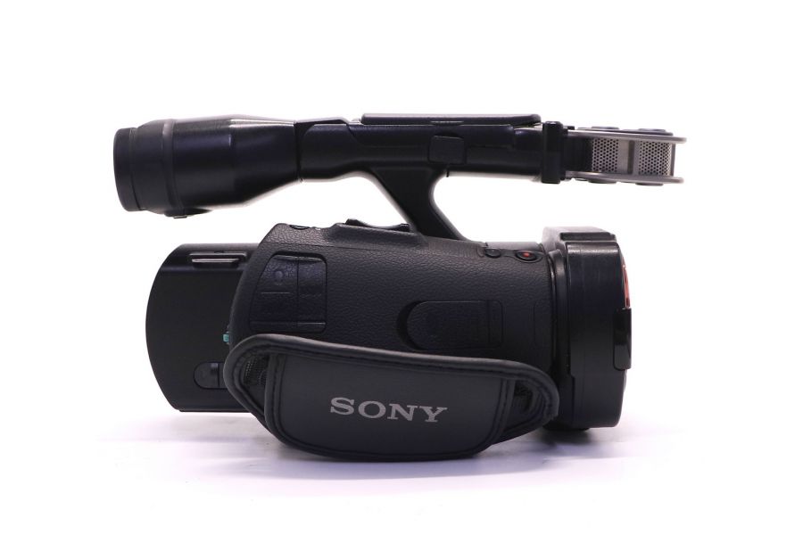 Видеокамера Sony NEX-VG900E в упаковке