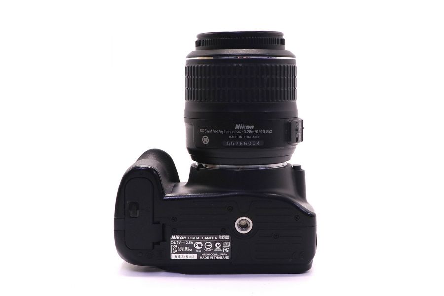 Nikon D3200 kit в упаковке (пробег 27700 кадров)