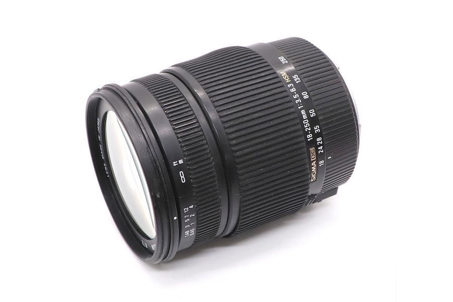 Sigma AF 18-250mm f/3.5-6.3 DC OS HSM for Canon в упаковке