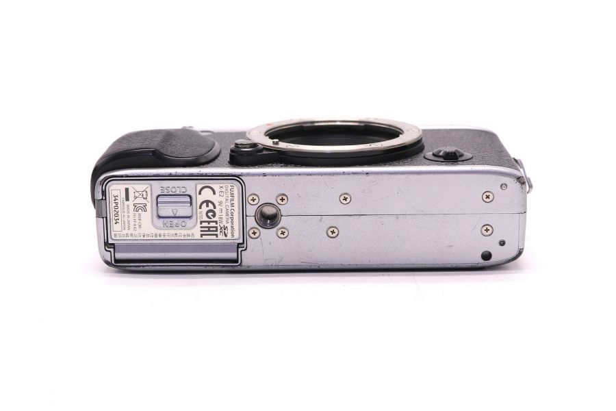 Фотоаппарат Fujifilm X-E2 body в упаковке