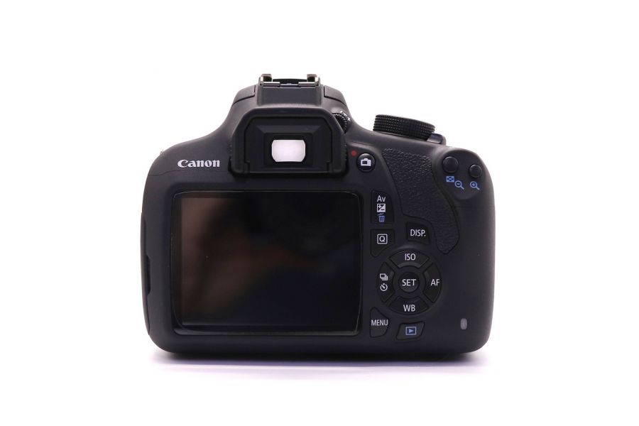 Canon EOS 1200D kit (пробег 4700 кадров)