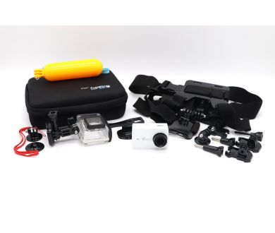 Экшен-камера YI 4K комплект