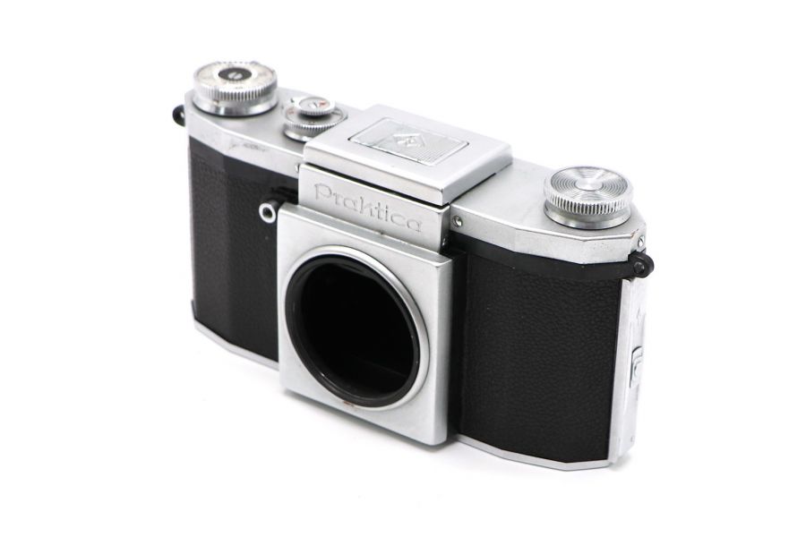 Praktica 1-го выпуска body (Germany, 1949)