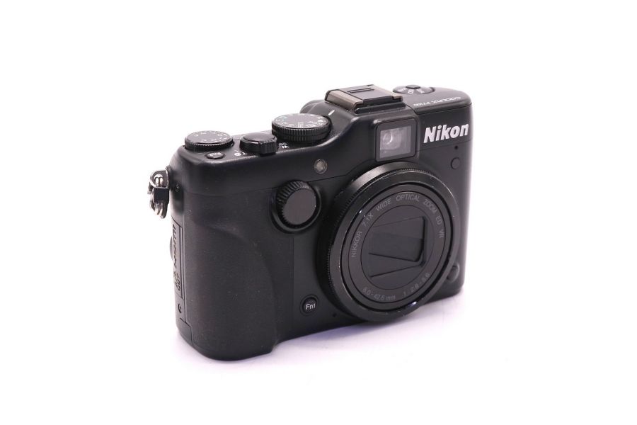 Nikon Coolpix P7100 в упаковке (Indonesia)